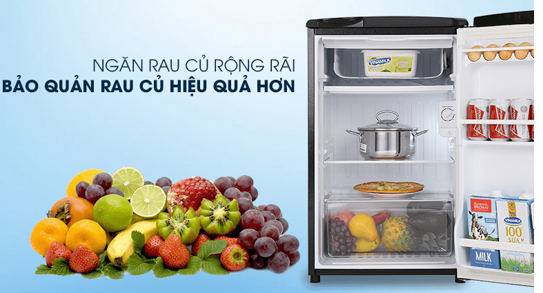 Tủ lạnh Aqua 90 lít AQR-D99FA(BS) có ngăn chứa rau củ quả riêng biệt, giúp bảo vệ tốt hơn