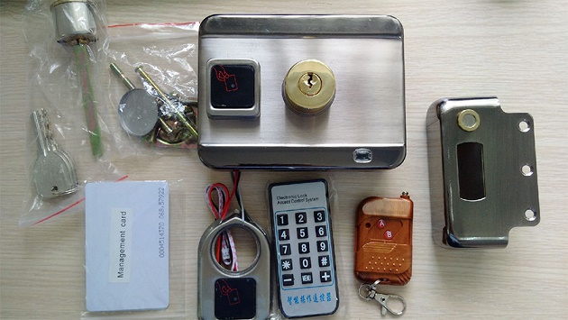 Khóa cổng thẻ từ Smart Rim Lock