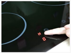 Bếp điện từ hồng ngoại 2 vùng nấu Kaff KF-073IC 5 5. Bảng điều khiển ảm ứng độc lập dạng ẩn.