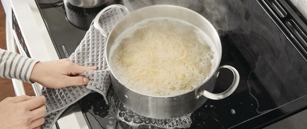 Rất dễ lau chùi, vệ sinh