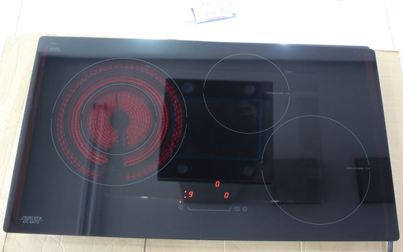 3. Thân bếp điện từ Munchen GM6318 X được làm bằng thép không gỉ cao cấp