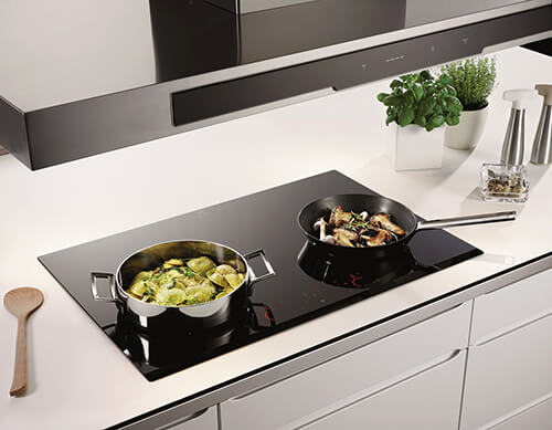 Nguyên nhân bếp từ báo lỗi E8