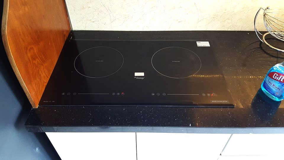 Bếp từ Canzy CZ I89 7 4. Bếp từ Canzy CZ I89 dùng năng lượng cảm ứng từ, vì thế hiệu suất nấu đạt tới 90%,