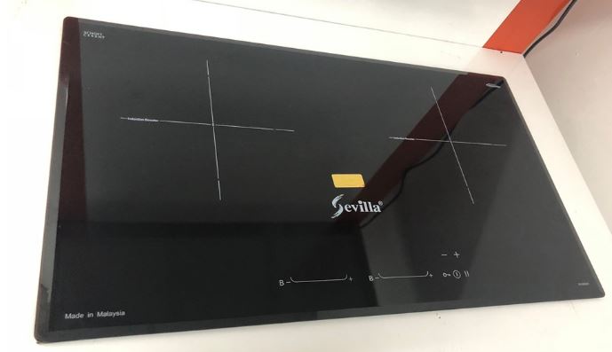 Bếp điện từ Sevilla SV-M500T sử dụng bảng điều khiển cảm ứng thế hệ mới