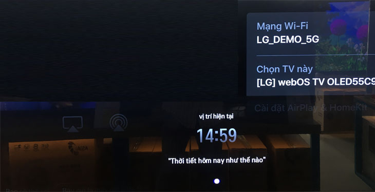 - Mình sẽ hỏi thử Google Assistant "Thời tiết hôm nay thế nào?".