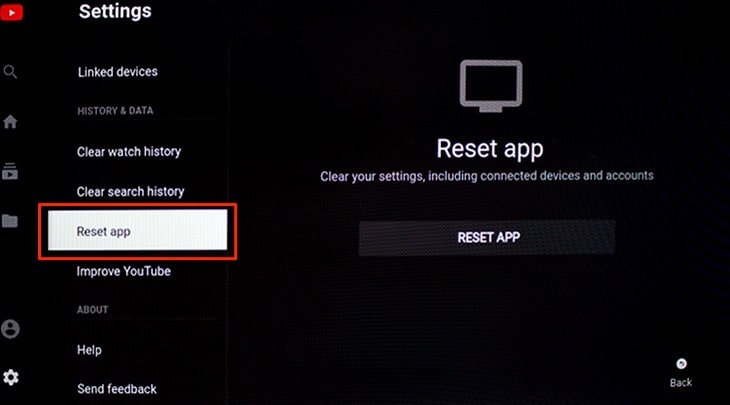 Bước 4: Tiếp đó bạn di chuyển qua phải và chọn xuống phần Reset app, nhấn Reset app.