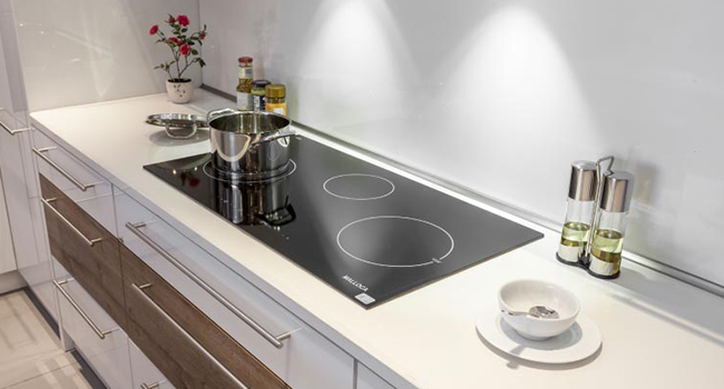 Bếp từ sôi không đồng đều