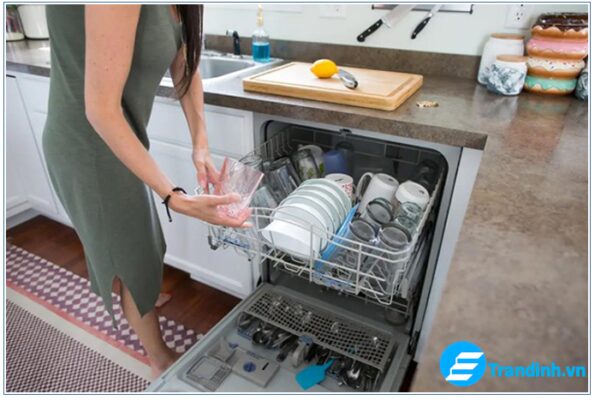 Lưu ý khi sử dụng máy rửa bát