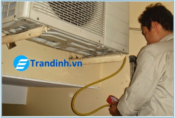 Nguyên nhân dàn lạnh điều hòa bị đóng tuyết