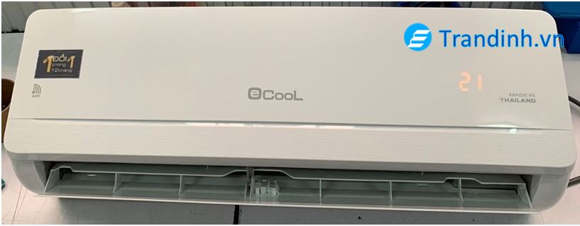 10. Hình ảnh Trần Đình lắp đặt điều hoà Ecool thực tế tại nhiều gia đình