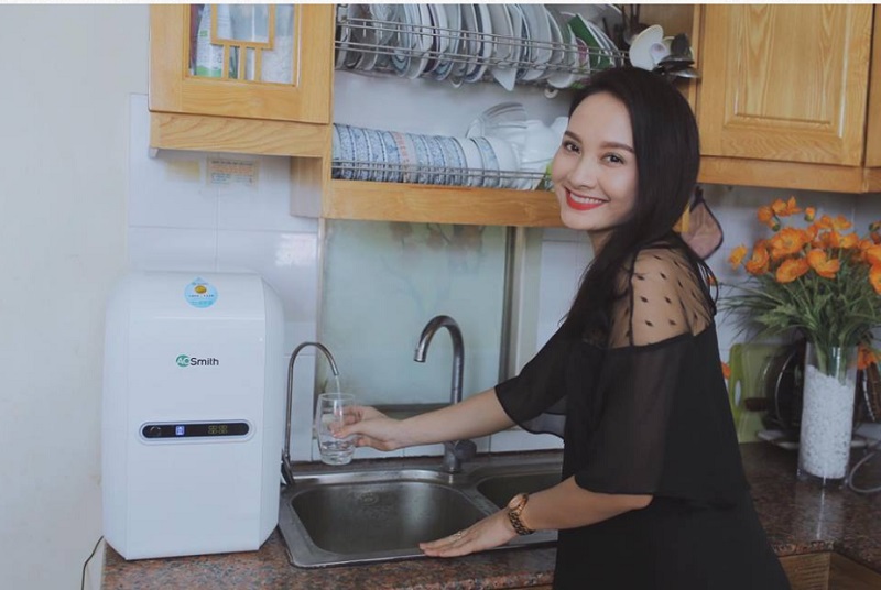 Máy Lọc Nước AO Smith AR75-A-S-2 5 Hình ảnh lắp đặt Máy lọc nước Ao Smith AR75-A-S-2 tại nhà khách
