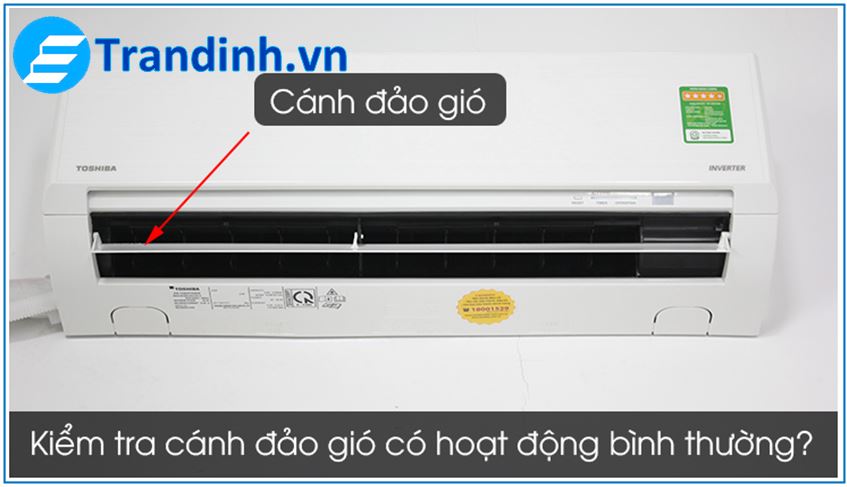 Tiếp đến dùng remote của điều hòa điều khiển cánh quạt tản gió xem có hoạt động bình thường không. Nếu tất cả mọi thứ đều ổn thì hãy chuyển sang bước tiếp theo.