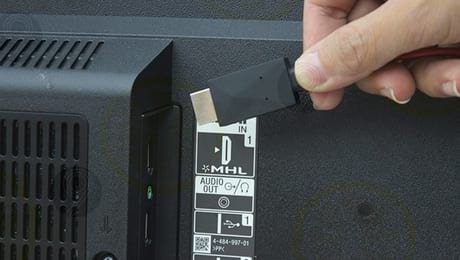 Kết nối điện thoại với Tivi Sony đơn giản nhất【7 cách】 3 Kết nối bằng cáp MHL