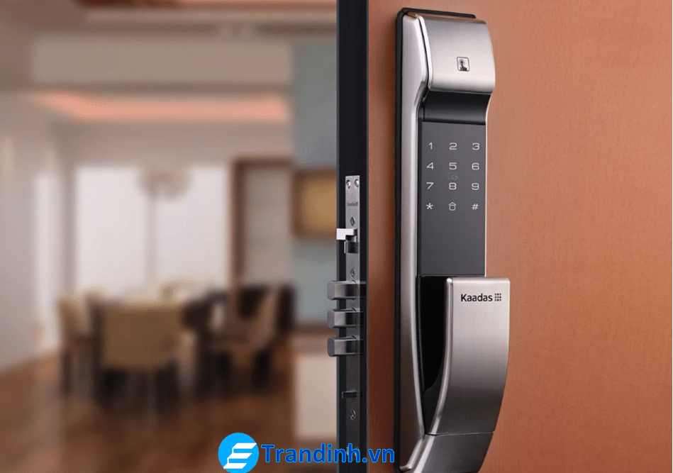 Tự động đóng mở cửa của khóa cửa điện tử