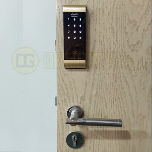 Khoá cửa thông minh - thẻ từ Gateman V41 2 1. Khoá thẻ từ Gateman V41 lắp đặt trên nhiều chất liệu cửa