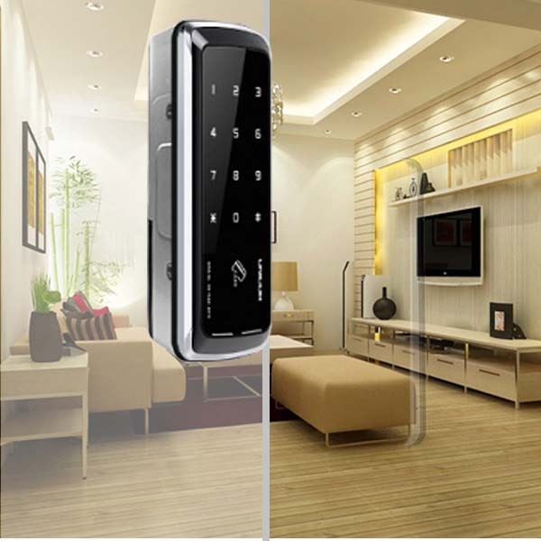 Khóa cửa kính Unicor UN-325S-GL-CL 7 5. Hình ảnh lắp đặt thực tế khóa thẻ từ cửa kính Unicor Un-325s-GL-CL