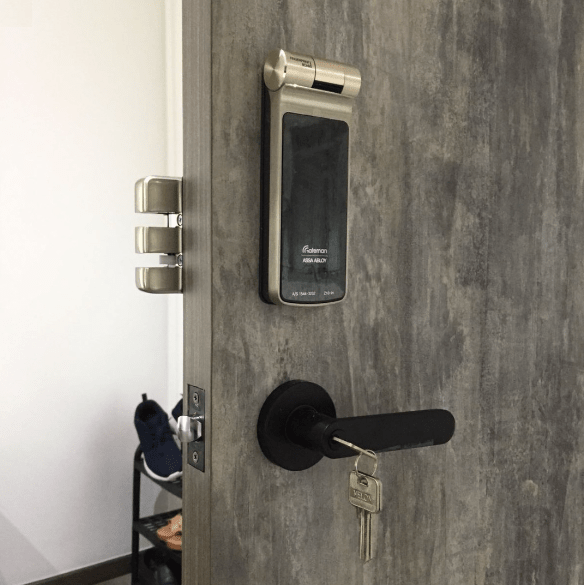 Khóa cửa vân tay Gateman Z10-IH 6 3. Khoá cửa thông minh Gateman Z10 IH lắp đặt cho căn hộ, chung cư