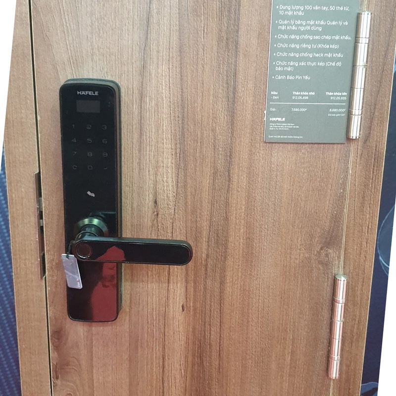 Khoá cửa vân tay, mã số, thẻ từ Hafele DL7100 2 Khoá thông minh Hafele DL7100 lắp đặt cho nhiều kiến trúc nhà