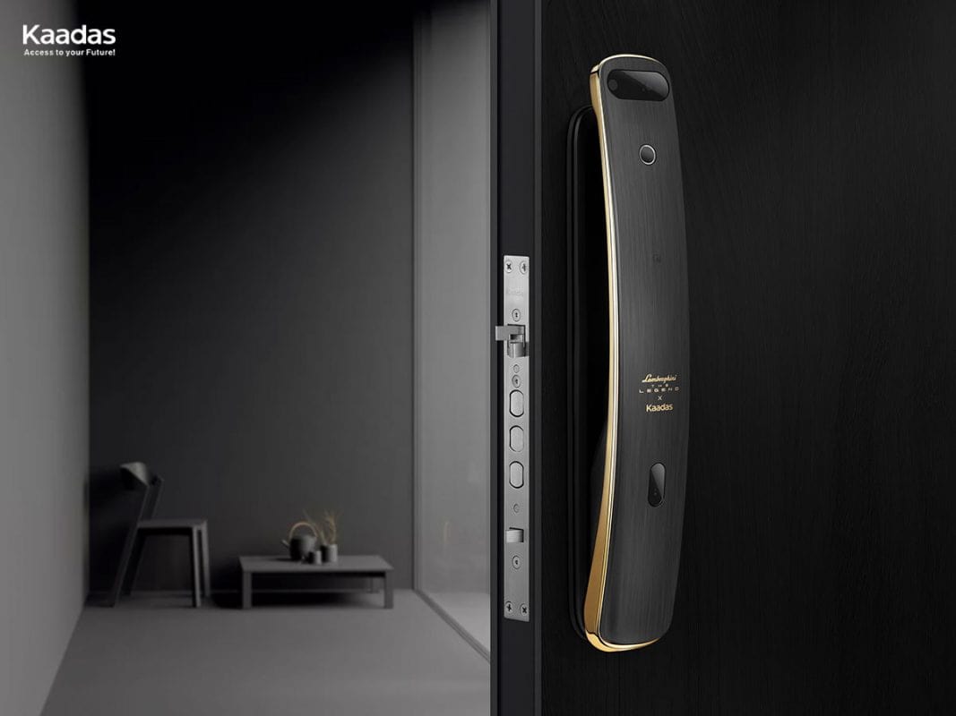 3. Lắp đặt phù hợp cho nhiều kiến trúc nhà, trên nhiều chất liệu cửa