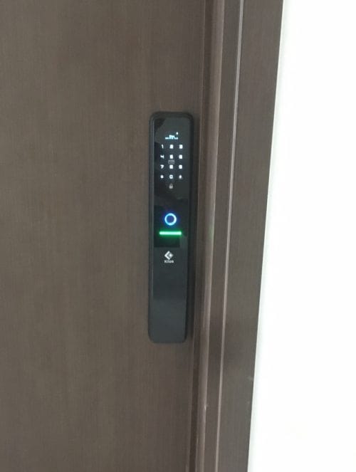 Khóa cửa vân tay Kitos KT-P830 7 4. Khoá điện tử Kitos P830 phù hợp lắp đặt cho nhiều loại cửa