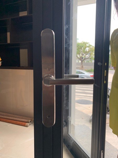 3. Phù hợp lắp khoá cho cửa nhôm, cửa nhựa, cửa sắt lõi thép