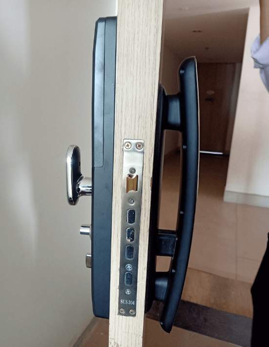 Khoá cửa vân tay - Khoá điện tử PHGLock FP6060 8 Tính năng khoá an toàn, bảo mật cao trên khoá vân tay - khoá thẻ từ PHGLock FP 6060