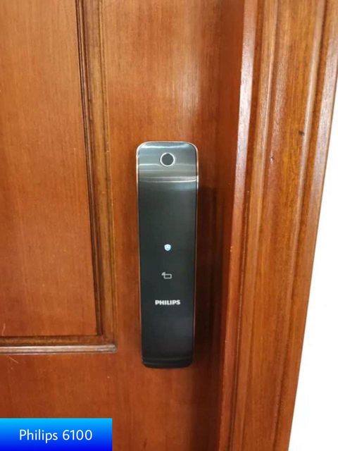 Khoá cửa vân tay - Khoá điện tử Philips 6100 10 7. Khoá vân tay Philips-6100 phù hợp lắp đặt trên cửa gỗ cho căn hộ, khách sạn