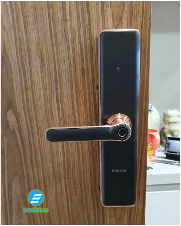 Khoá cửa vân tay Philips 7300