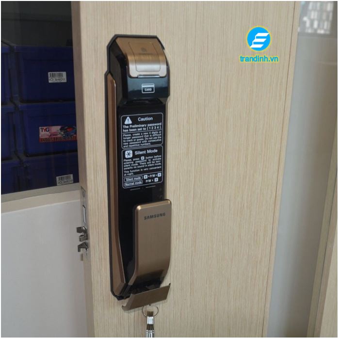 Khoá vân tay samsung SHS-P718