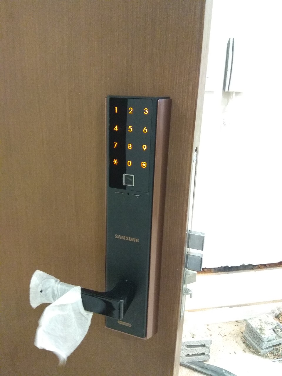 Khoá vân tay SamSung SHP DH538 17 15. Hình ảnh lắp đặt thực tế cho khách hàng