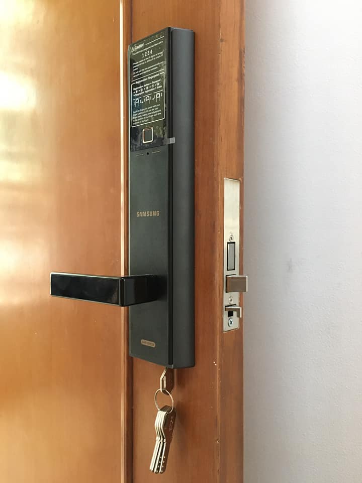 Khoá vân tay SamSung SHP DH538 16 15. Hình ảnh lắp đặt thực tế cho khách hàng