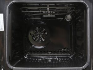 Lò Nướng Electrolux EOB2100COX 53 lít 1 6. Electrolux EOB2100COX với khoang lò có dung tích lớn.
