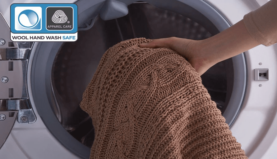 6. Giặt tay đối với đồ len tiện ích trên máy giặt Electrolux EWF1141AEWA