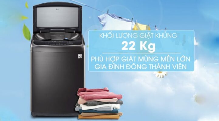 1. Máy giặt LG TH2722SSAK sở hữu khối lượng giặt lên tới 22 kg, không lo giặt chăn mền dày