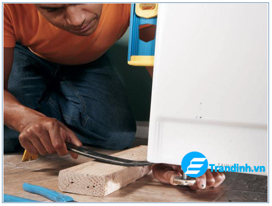 Máy giặt bị rung lắc mạnh do vị trí đặt máy không bằng phẳng