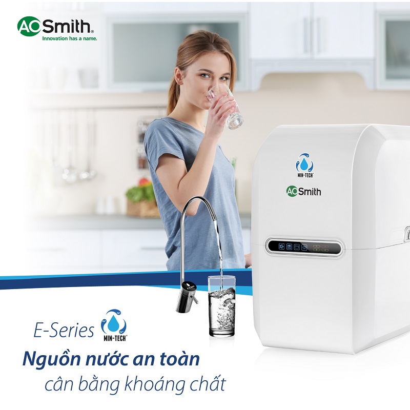 Máy Lọc Nước AO Smith E2 4 2. Thiết kế nhỏ gọn, màu sắc sang trọng, dễ lắp đặt
