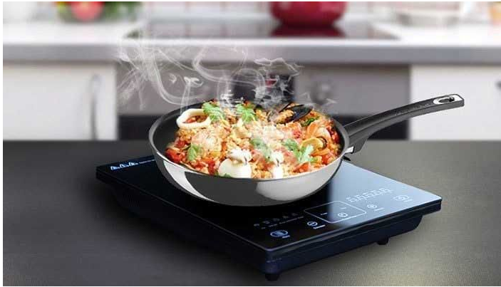 nen-dung-bep-tu-am-hay-bep-tu-duong-cho-nha-chung-cu