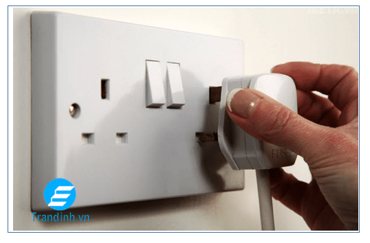 Nguyên nhân khiến tủ lạnh đông tuyết 4 Cách xử lý tủ lạnh bị đóng tuyết