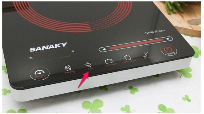 Sử dụng chế độ nấu lẩu trên bếp hồng ngoại