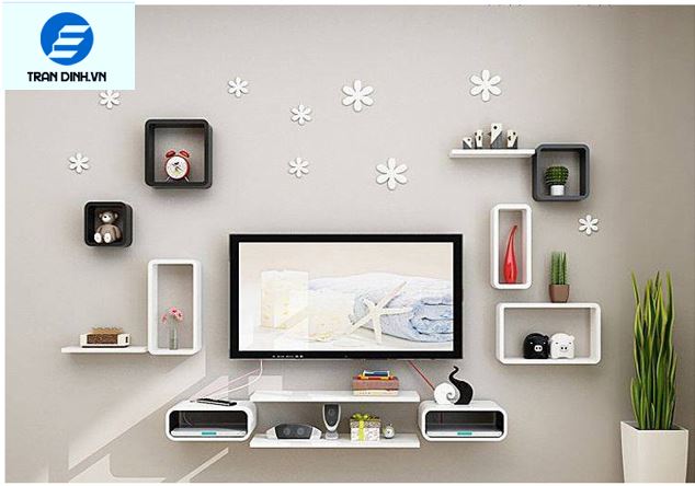 Tivi để bàn có treo tường được không ?