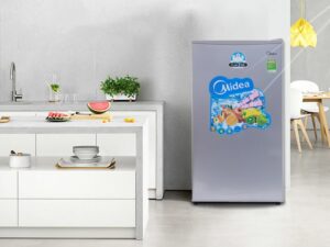 Tủ lạnh Midea 93 lít HS-122SN sở hữu thiết kế thon gọn, dễ di chuyển