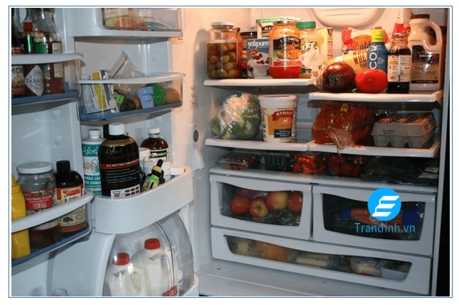 Tủ lạnh chảy nước trong ngăn mát