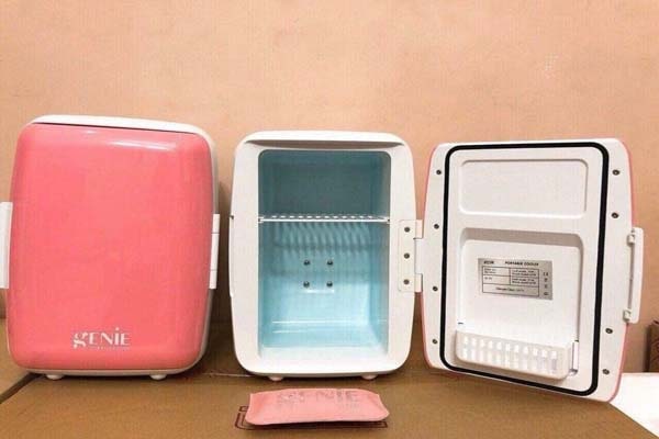 Tủ lạnh đựng mỹ phẩm là gì? Có tốt không? Nên mua loại nào? 8 3. Tủ lạnh đựng mỹ phẩm GENIE 6L