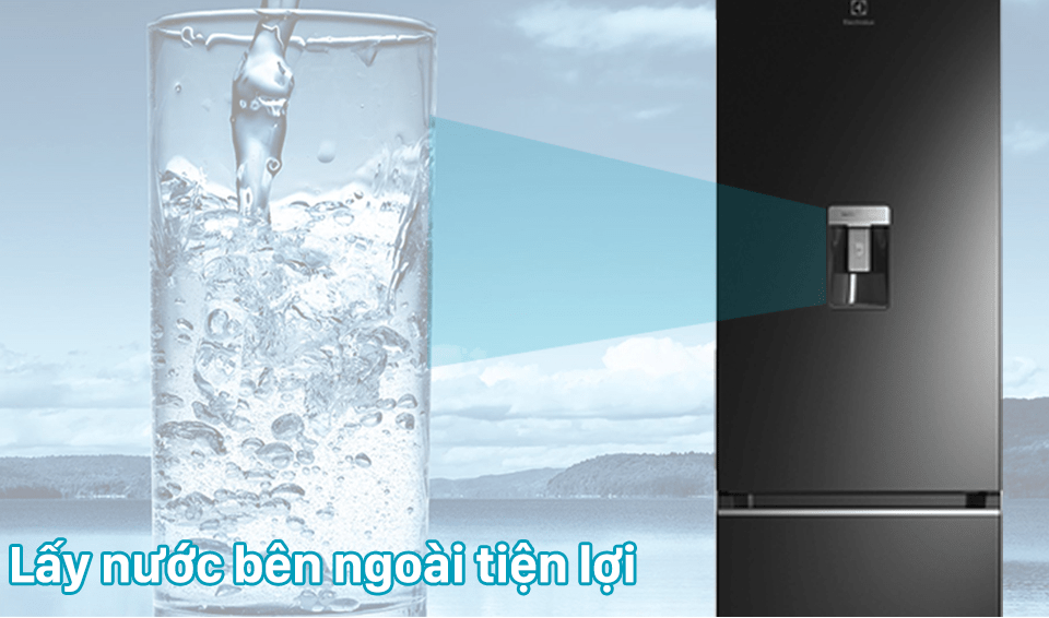 7. EBB 3442K-H Tủ lạnh Electrolux với khả năng lấy nước bên ngoài tiện lợi người dùng