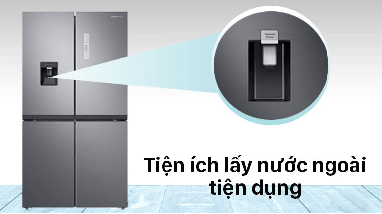 Lấy nước bên ngoài vô cùng tiện lợi trên tủ lạnh Samsung RF48A4010M9