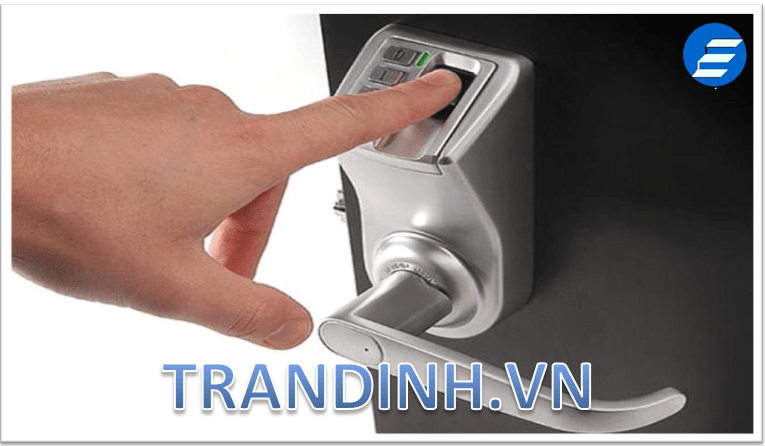 Ưu điểm và nhược điểm của khóa cửa vân tay là gì ? 3 - Khóa vân tay sử dụng dễ dàng