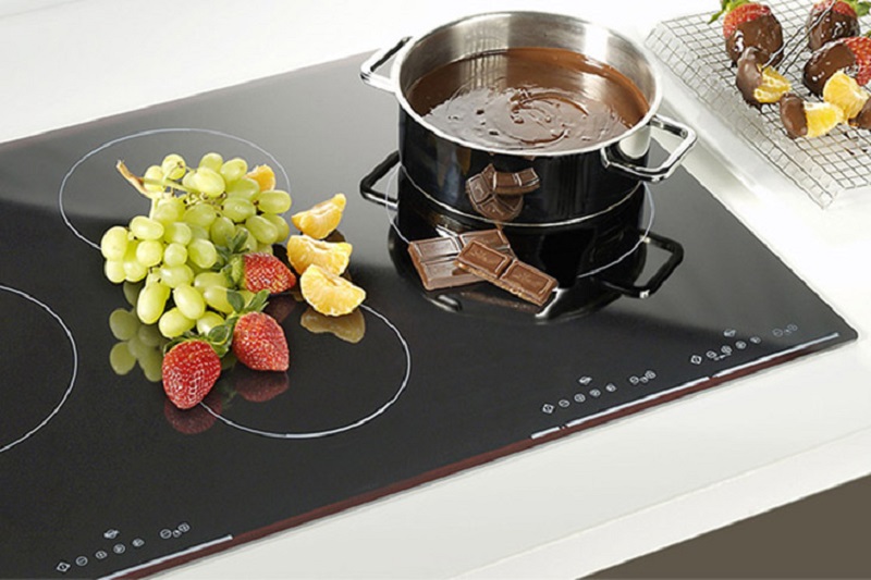 Bếp từ Faster phát ra tiếng kêu thi đang sử dụng【Nguyên nhân & Cách khắc phục】 3 2. Bếp từ Faster phát ra tiếng "tít tít" rồi tắt