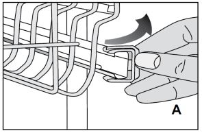 Điều chỉnh độ cao của giá trên khi chưa xếp chén đĩa