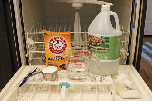 Những lưu ý cần thiết khi vệ sinh máy rửa bát Canzy