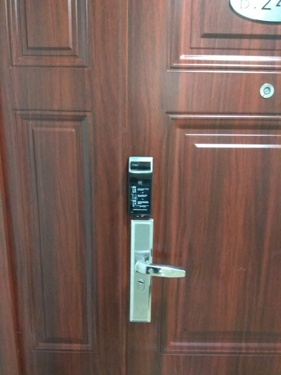 3. Có nên mua khoá cửa vân tay Gateman không ?